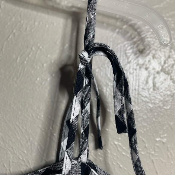 Shein Curve Black and White Checker print top - Picture 4 of 4